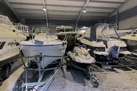 Yachtservice Müller - Bootshalle Winterlager